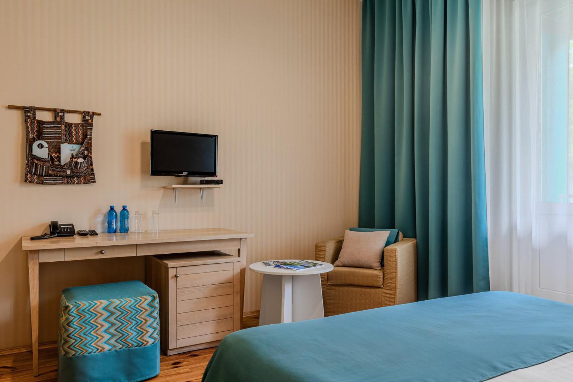 Seasons Spa Boutique Hotel Kozyn Room photo
